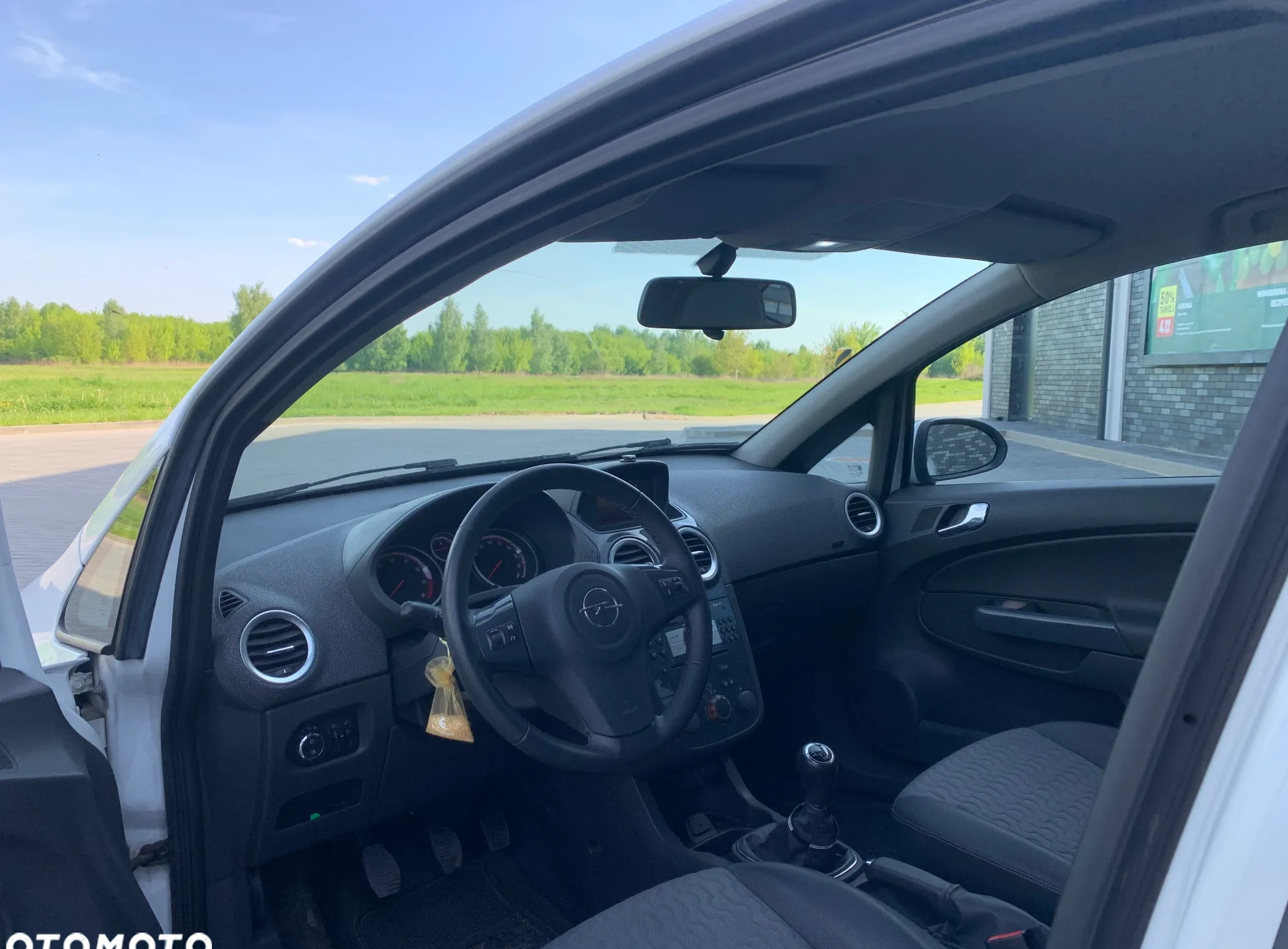Opel Corsa cena 16900 przebieg: 124000, rok produkcji 2012 z Sochaczew małe 46